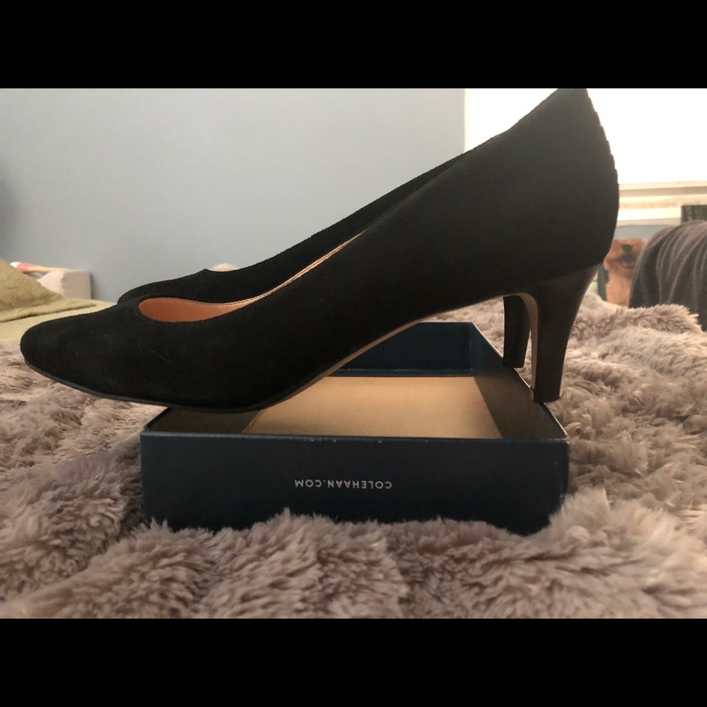 Shoes - Picture 3 of 7